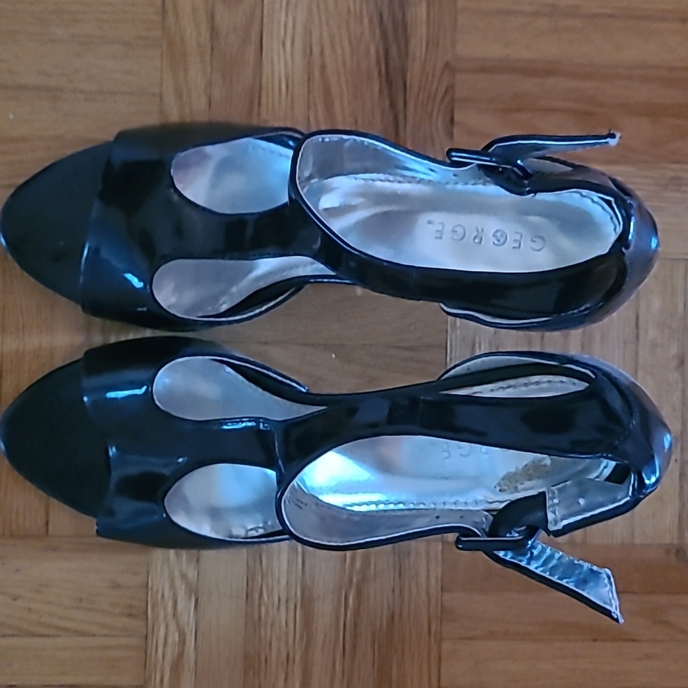 Pair of sexy faux patent heels